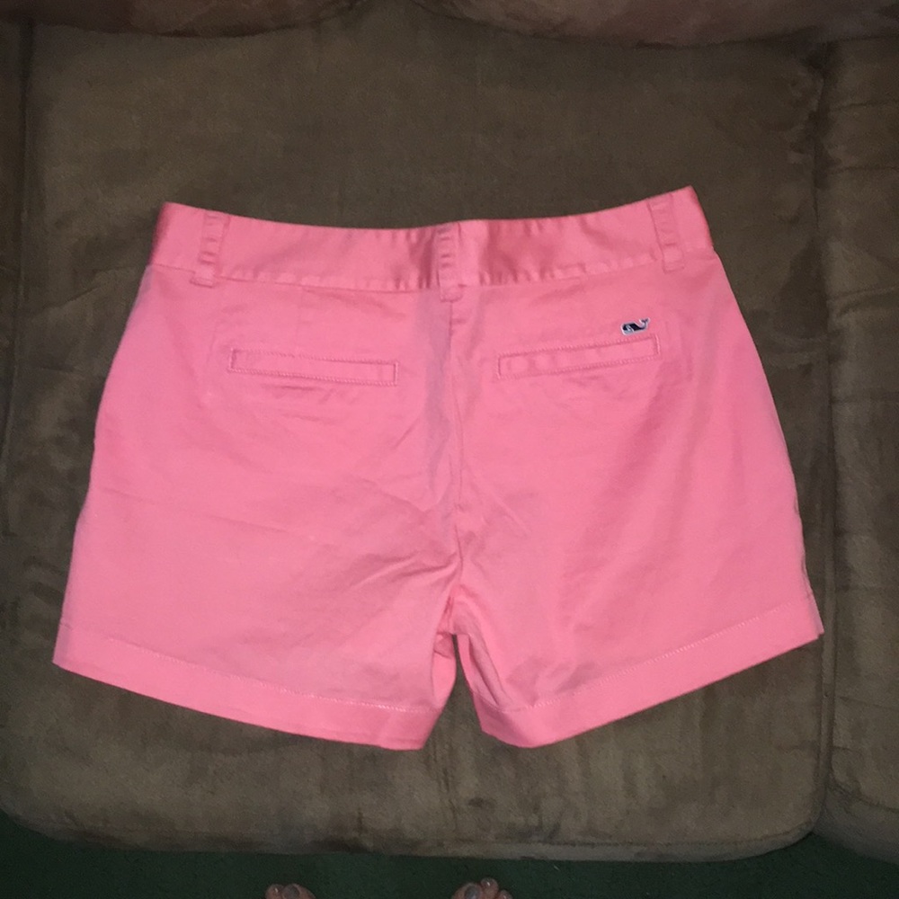 Vineyard Vines shorts